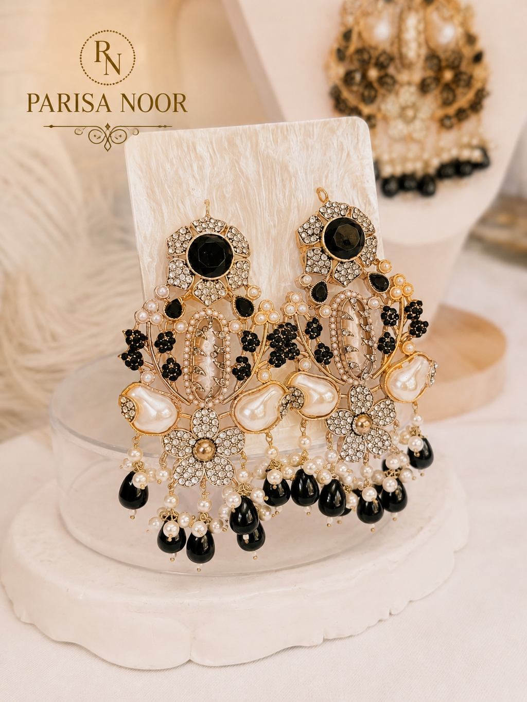 Leyla Black & Gold Turkish Statement Necklace Set
