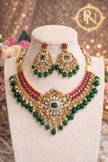 Ishani Kundan Necklace Set
