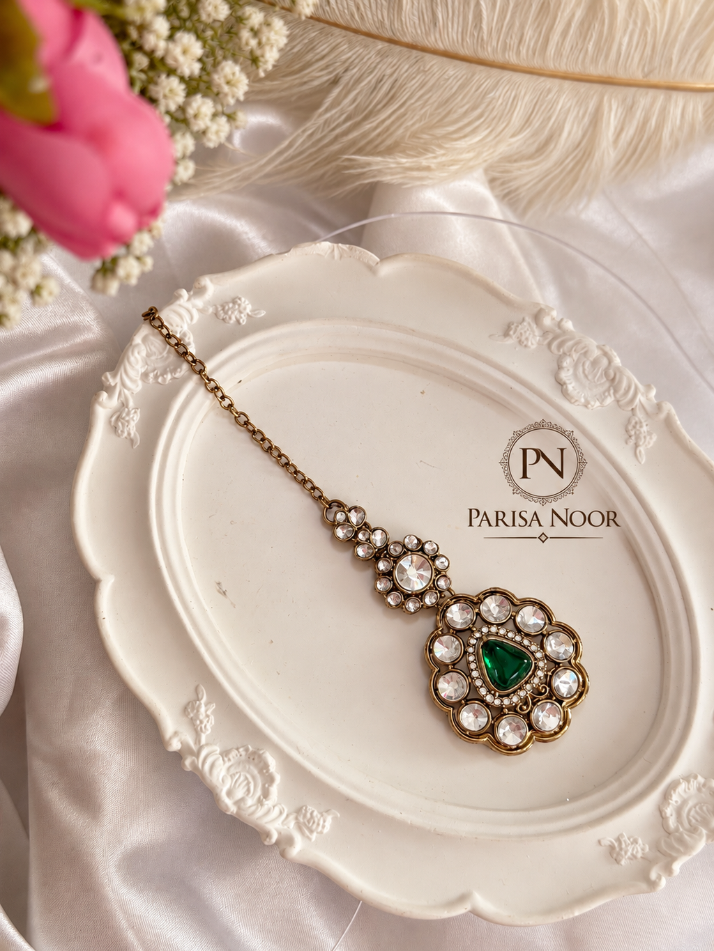 Mehrvani Emerald Green Polki Kundan Necklace Set