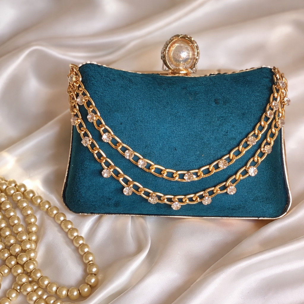Zarmina Noor Crystal Clutch