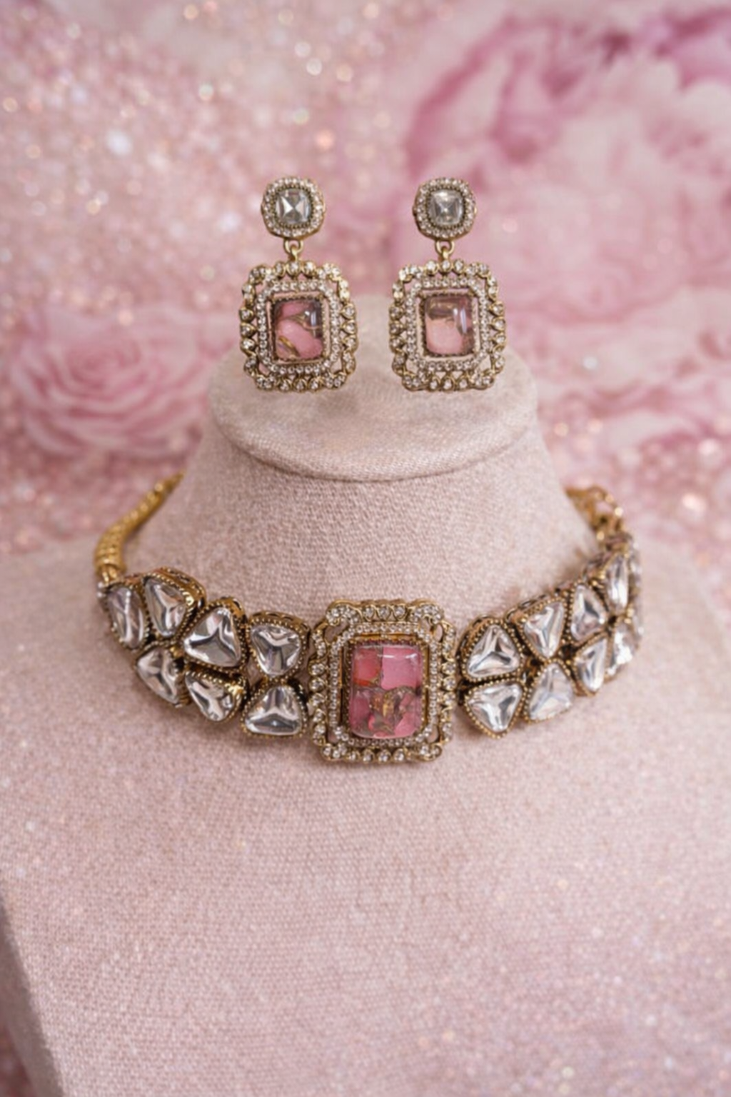Otilia Blush Kundan Statement Choker Set