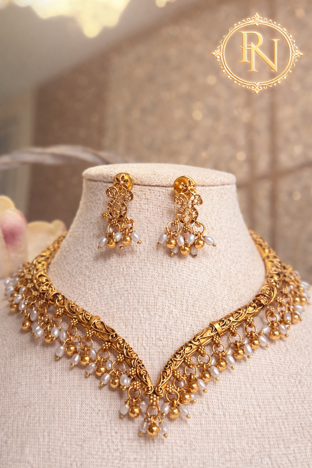 Noor-e-Zareen Gold and Pearl Necklace Set