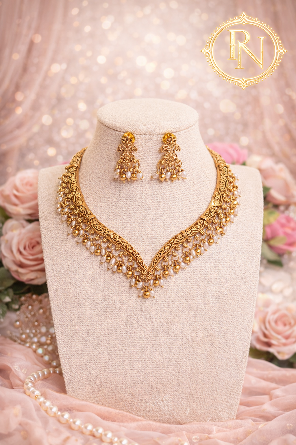 Noor-e-Zareen Gold and Pearl Necklace Set