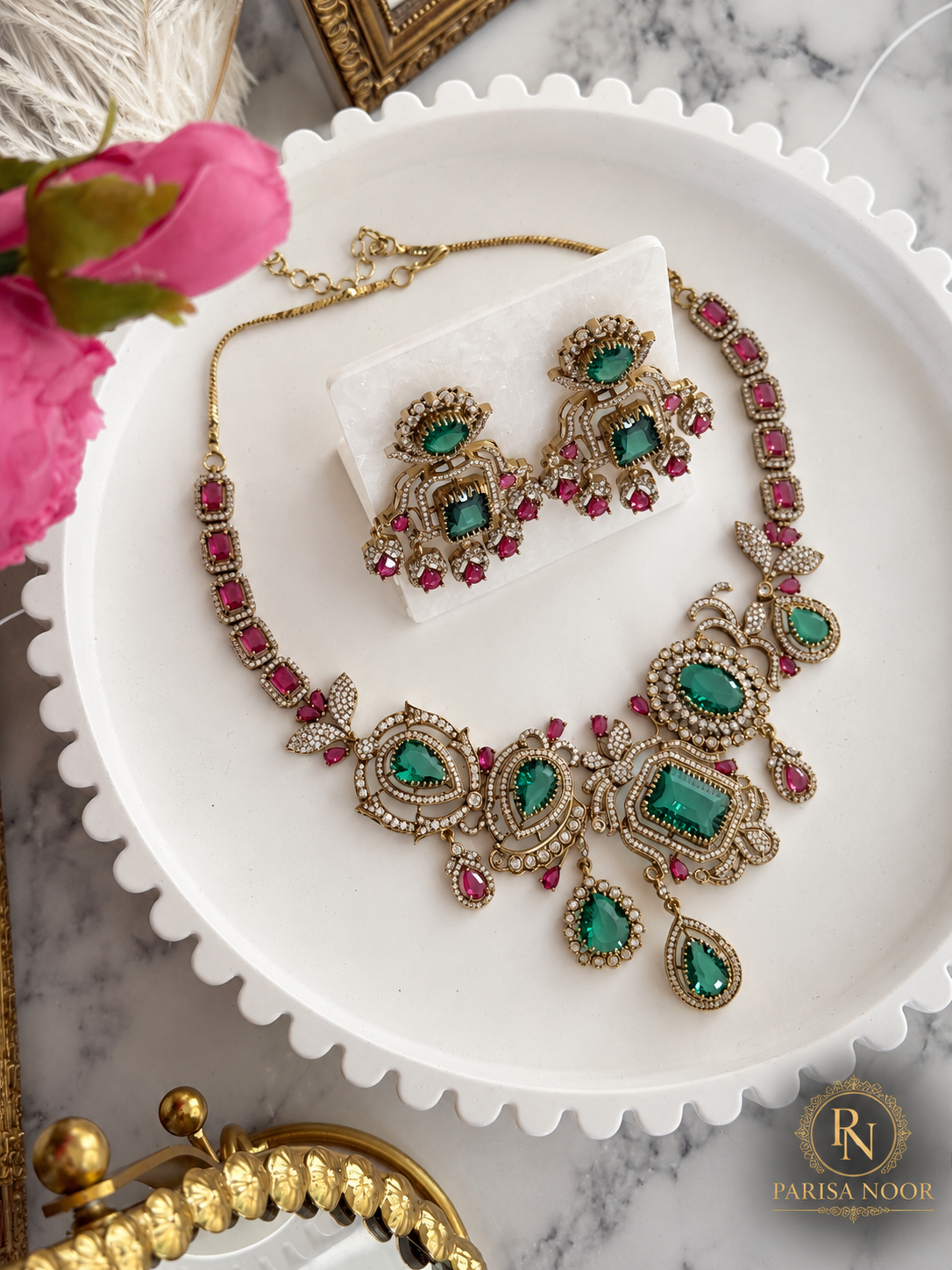 Zarviana Premium Victorian AD Designer Necklace Set