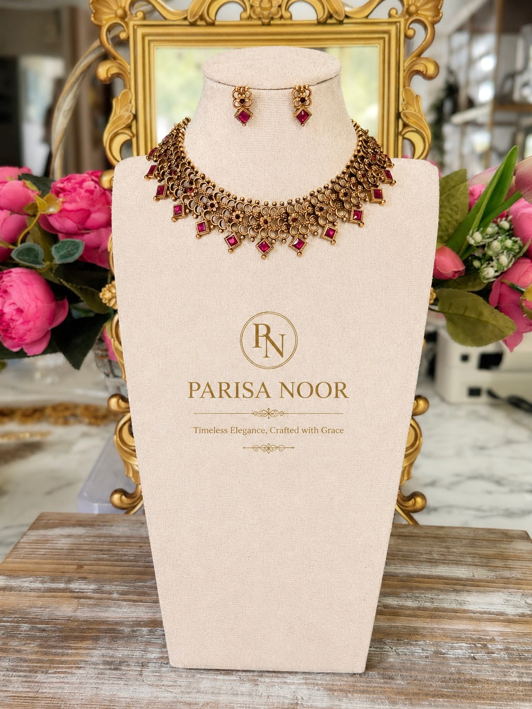 Iryna Heritage Necklace Set