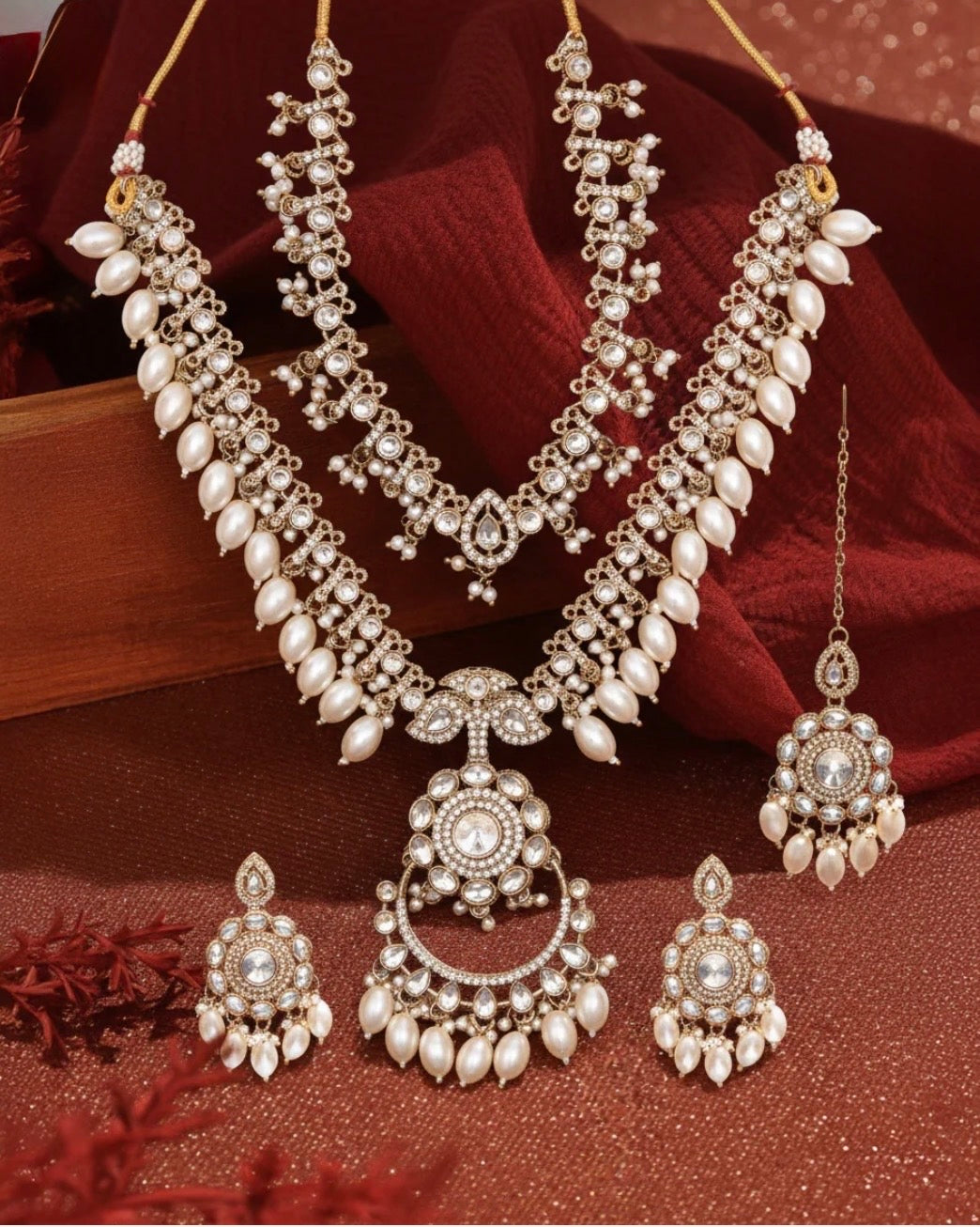 Siena Pearl Layer Necklace With Earring & Teeka