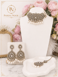 Aarini Kundan Pearl Choker Set