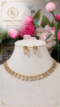 Elara Flower Diamond Necklace Set