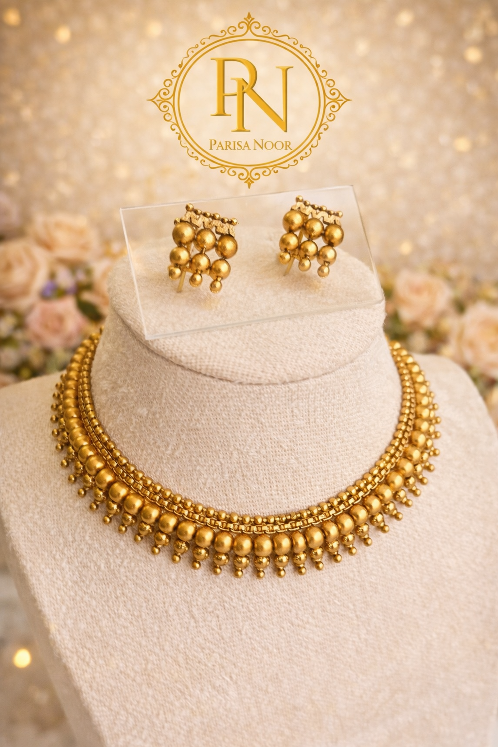 Laiba Glow Necklace Set