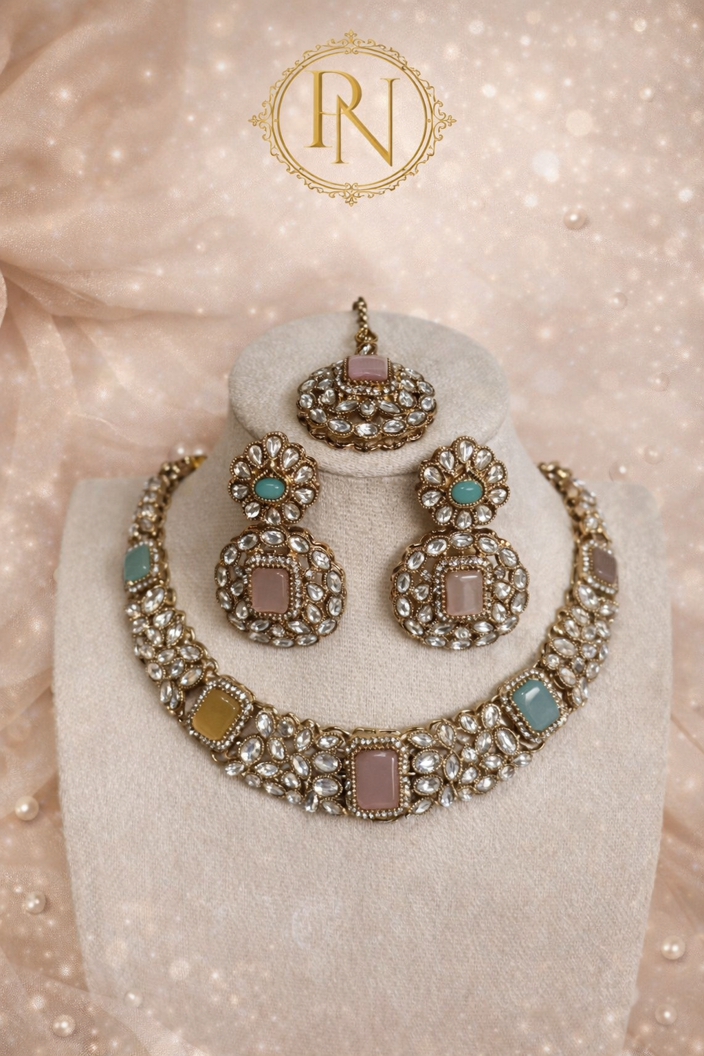Zaina Kundan Necklace Set Multi
