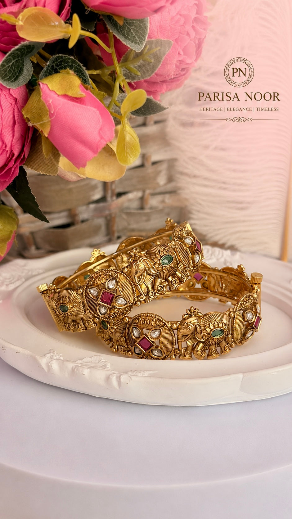 Vihana Heritage Openable Bangle Pair