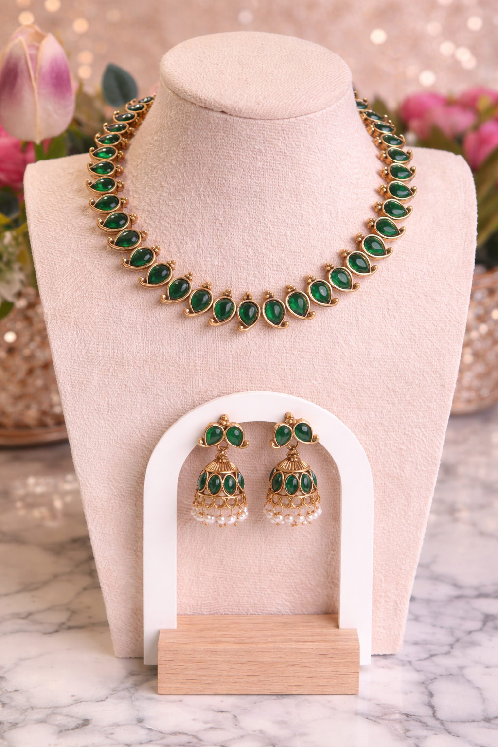 Archana Simple Kundan Necklace Set
