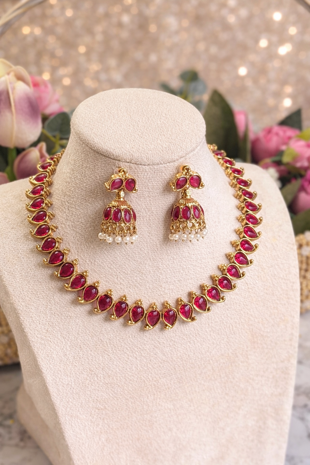 Archana Simple Kundan Necklace Set
