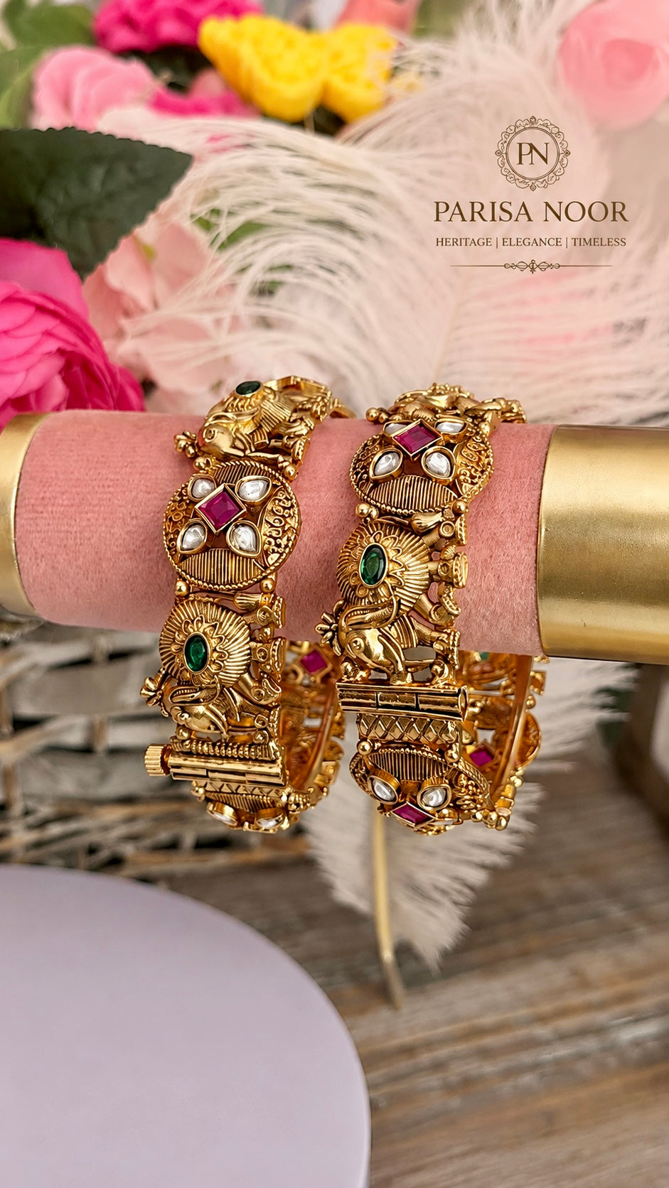 Vihana Heritage Openable Bangle Pair