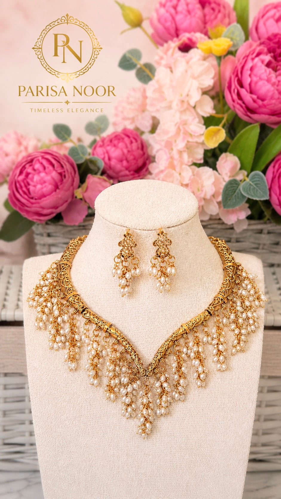 Noor E Moti Gold and Pearl Necklace Set