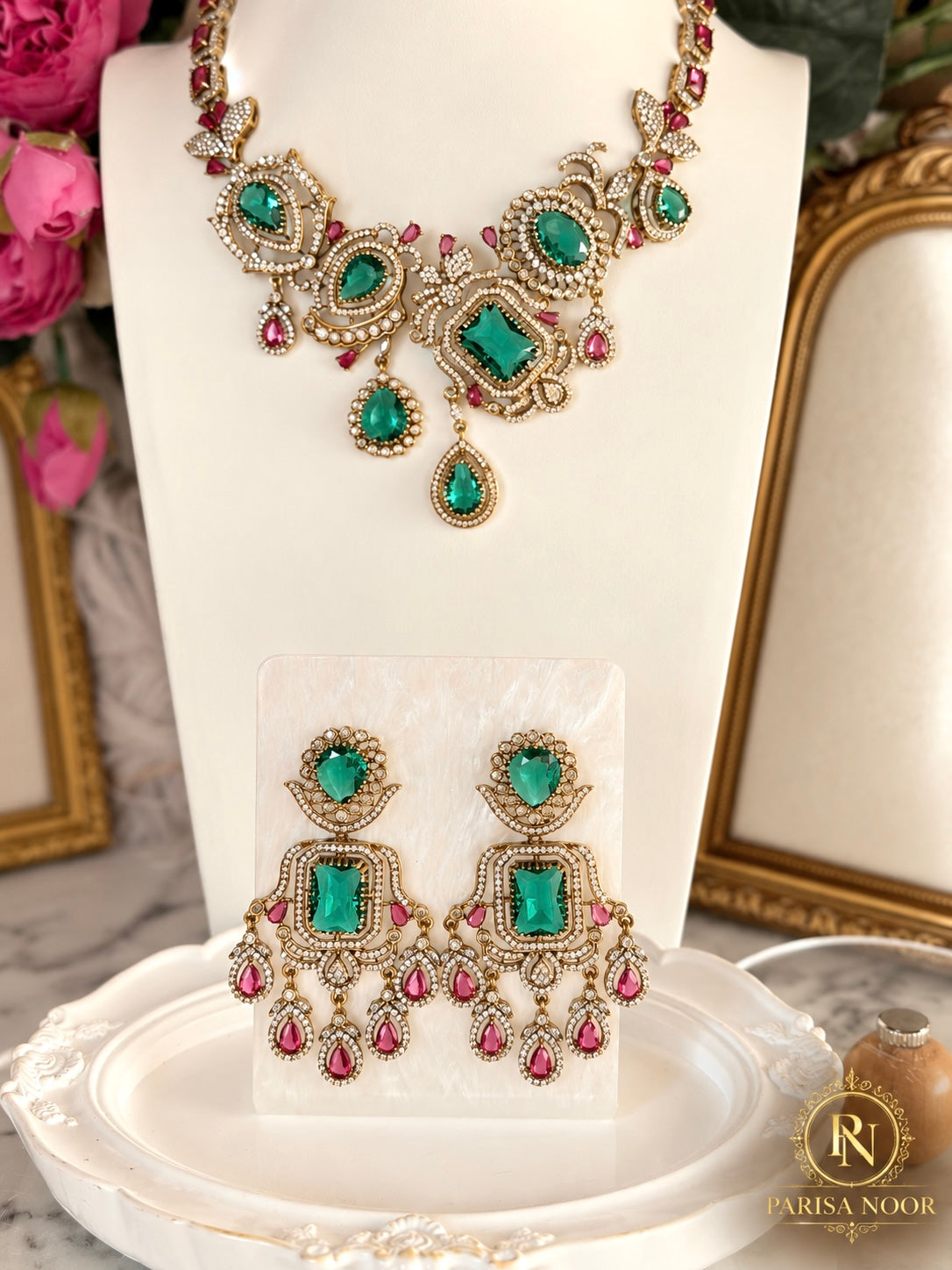 Zarviana Premium Victorian AD Designer Necklace Set
