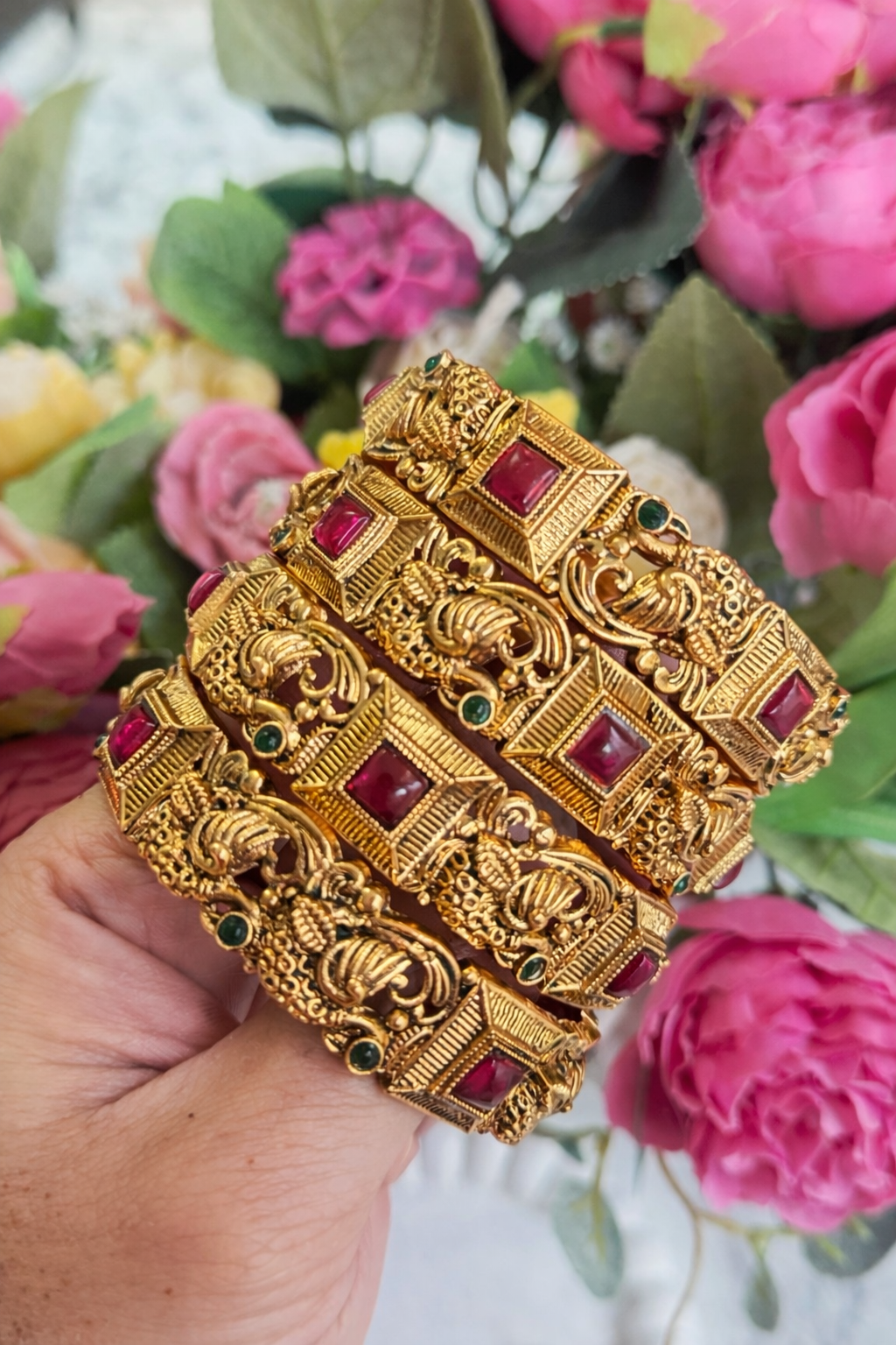 Avya Royal Heritage Antique Bangles