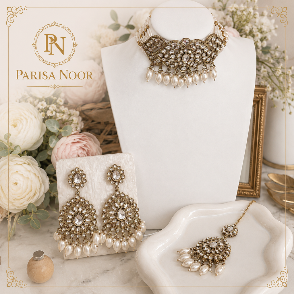 Aarini Kundan Pearl Choker Set