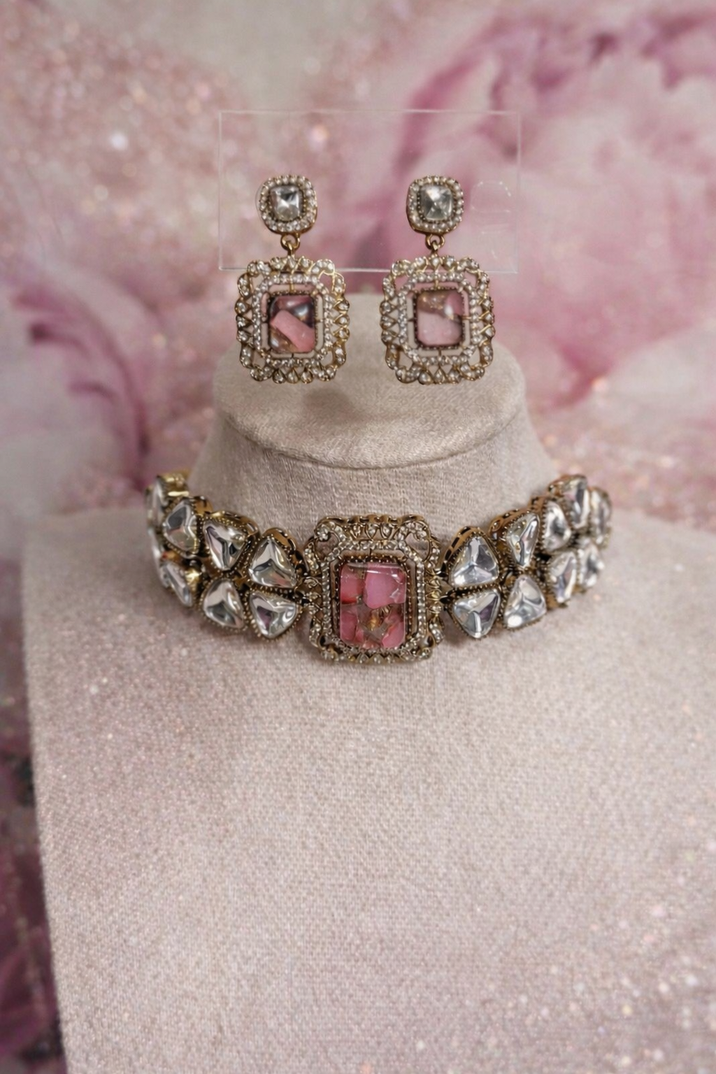 Otilia Blush Kundan Statement Choker Set