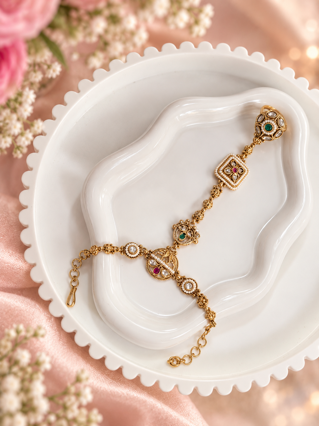 Aavriti Heritage Kundan Adjustable Hath Phool Hand Harnes