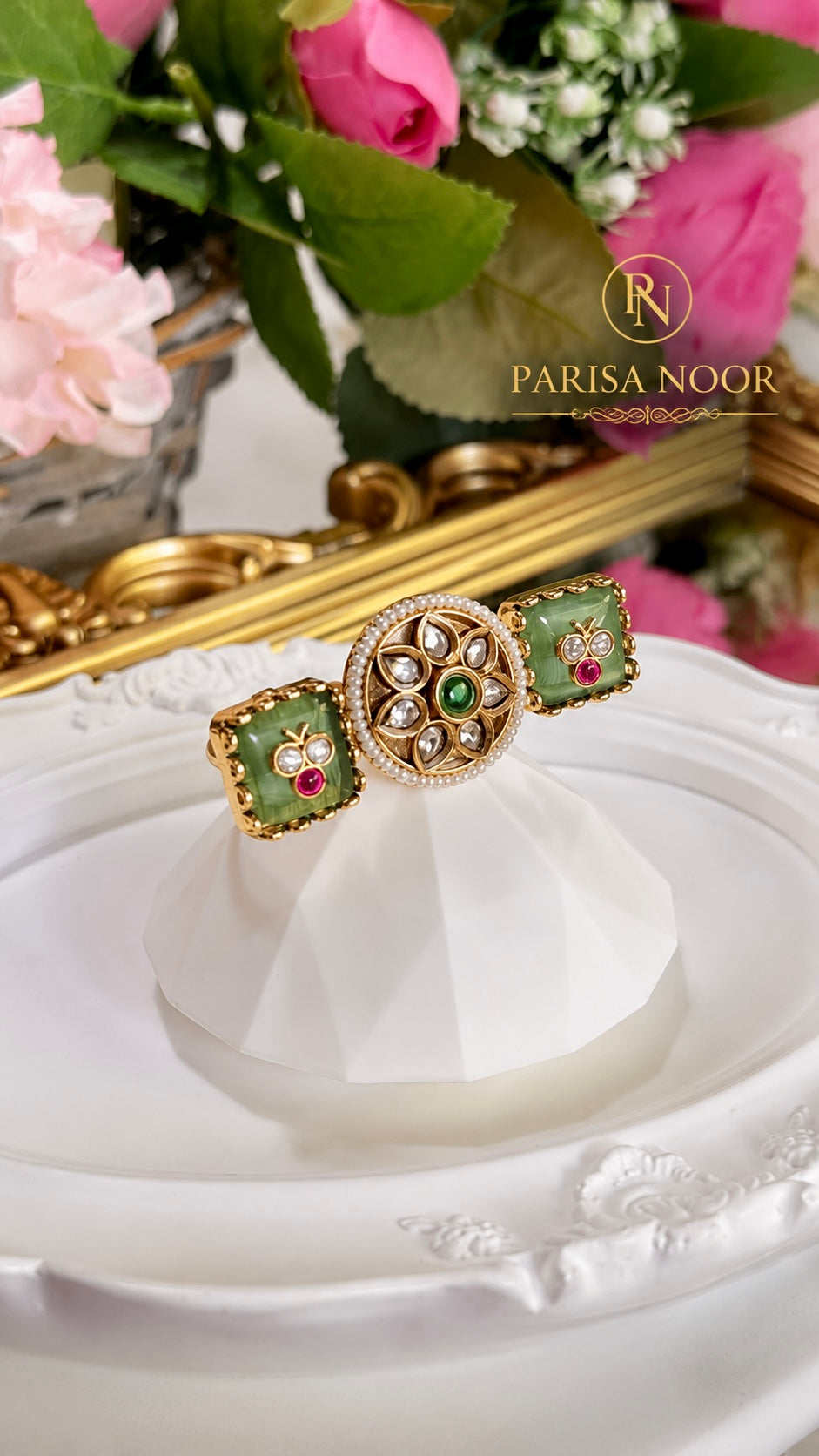 Mukti Heritage Two-Finger Ring