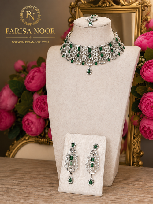 Aurelia Emerald AD Choker Necklace Set