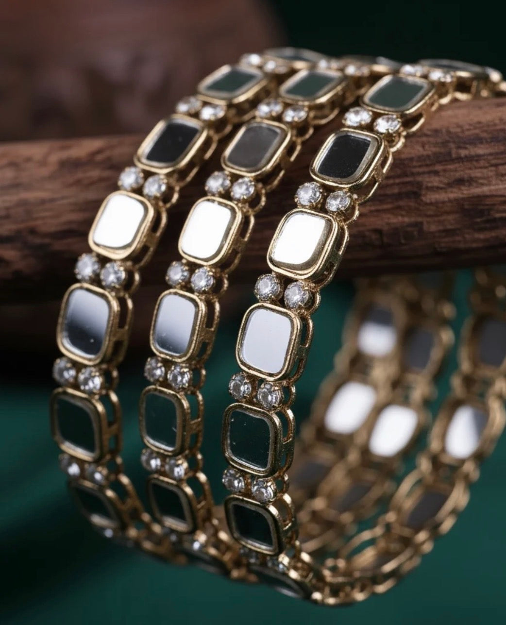 Ahmaat Mirror Bangle set