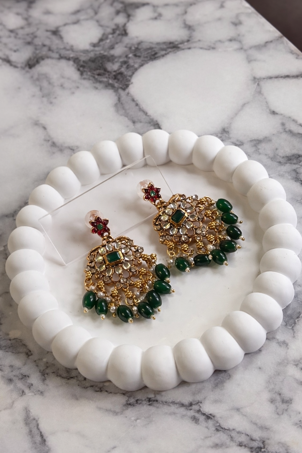 Ishani Kundan Necklace Set