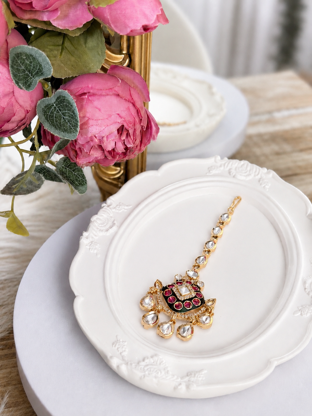 Farin Luxury Moissanite Teeka