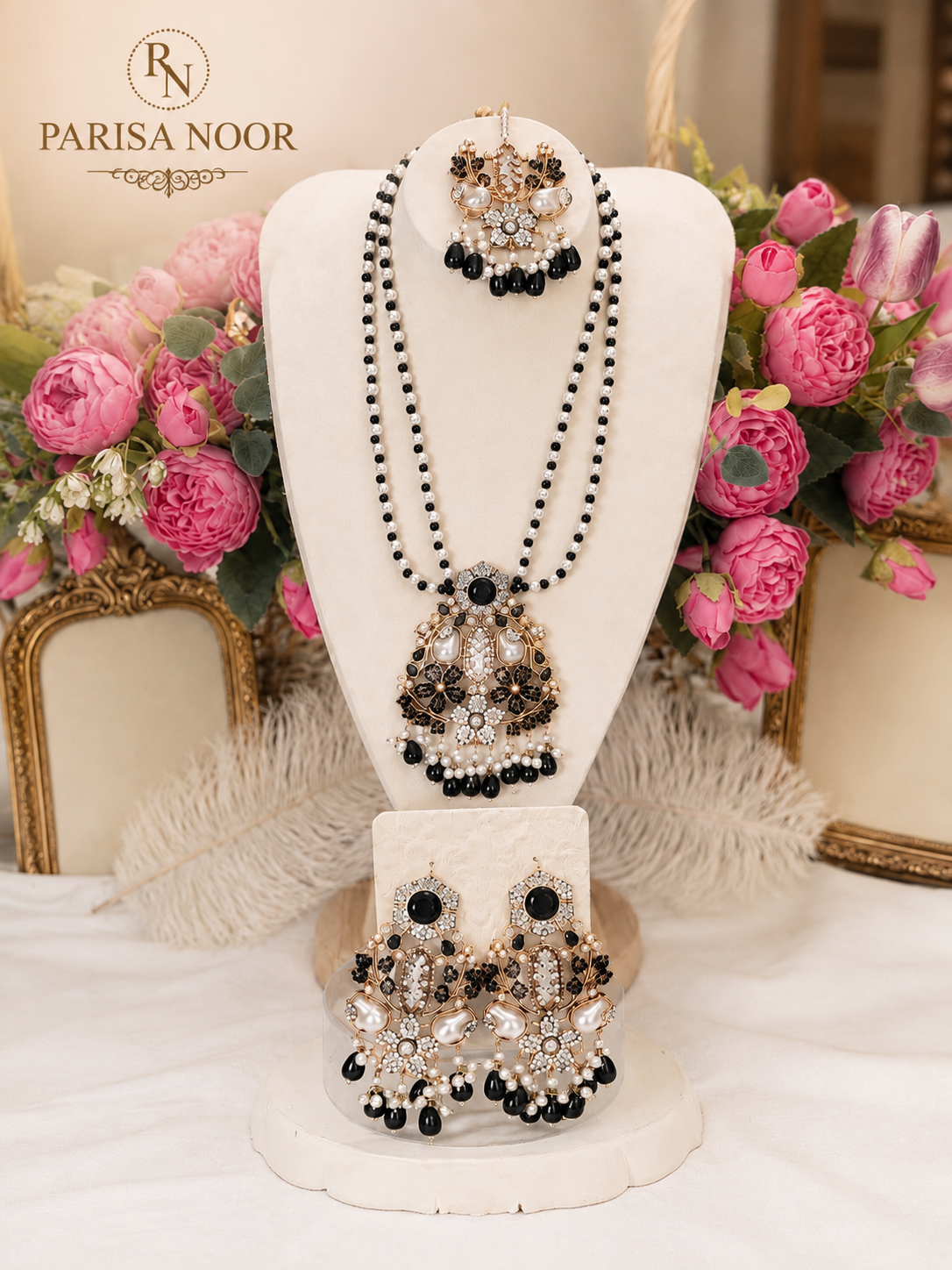 Leyla Black & Gold Turkish Statement Necklace Set