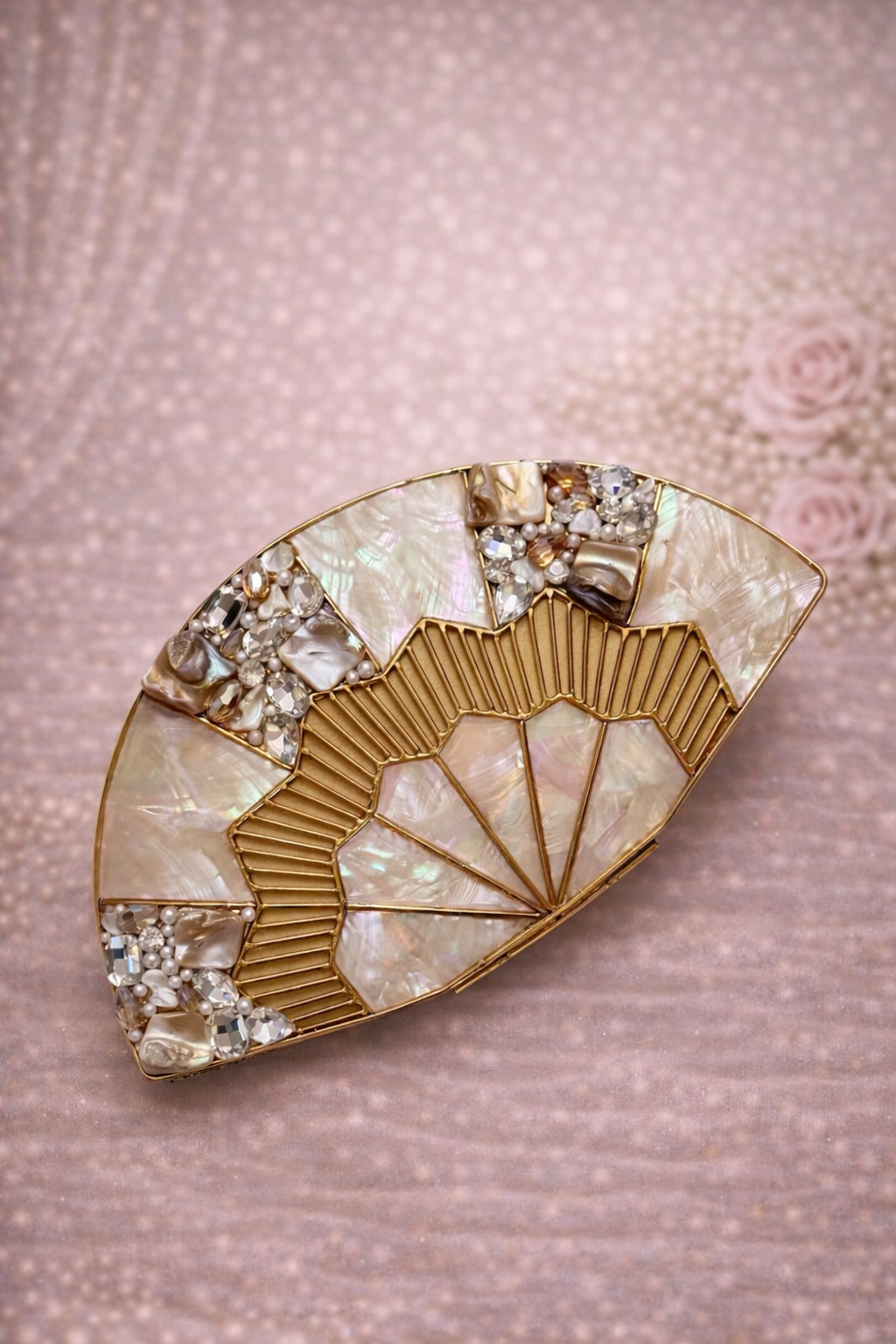 Dilhara Mother Of Pearl Fan Clutch
