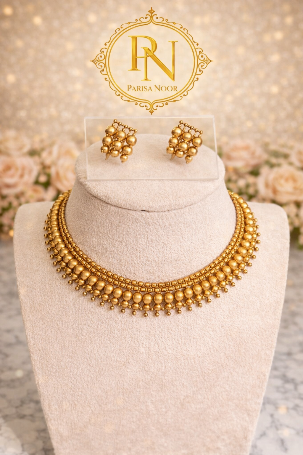 Laiba Glow Necklace Set
