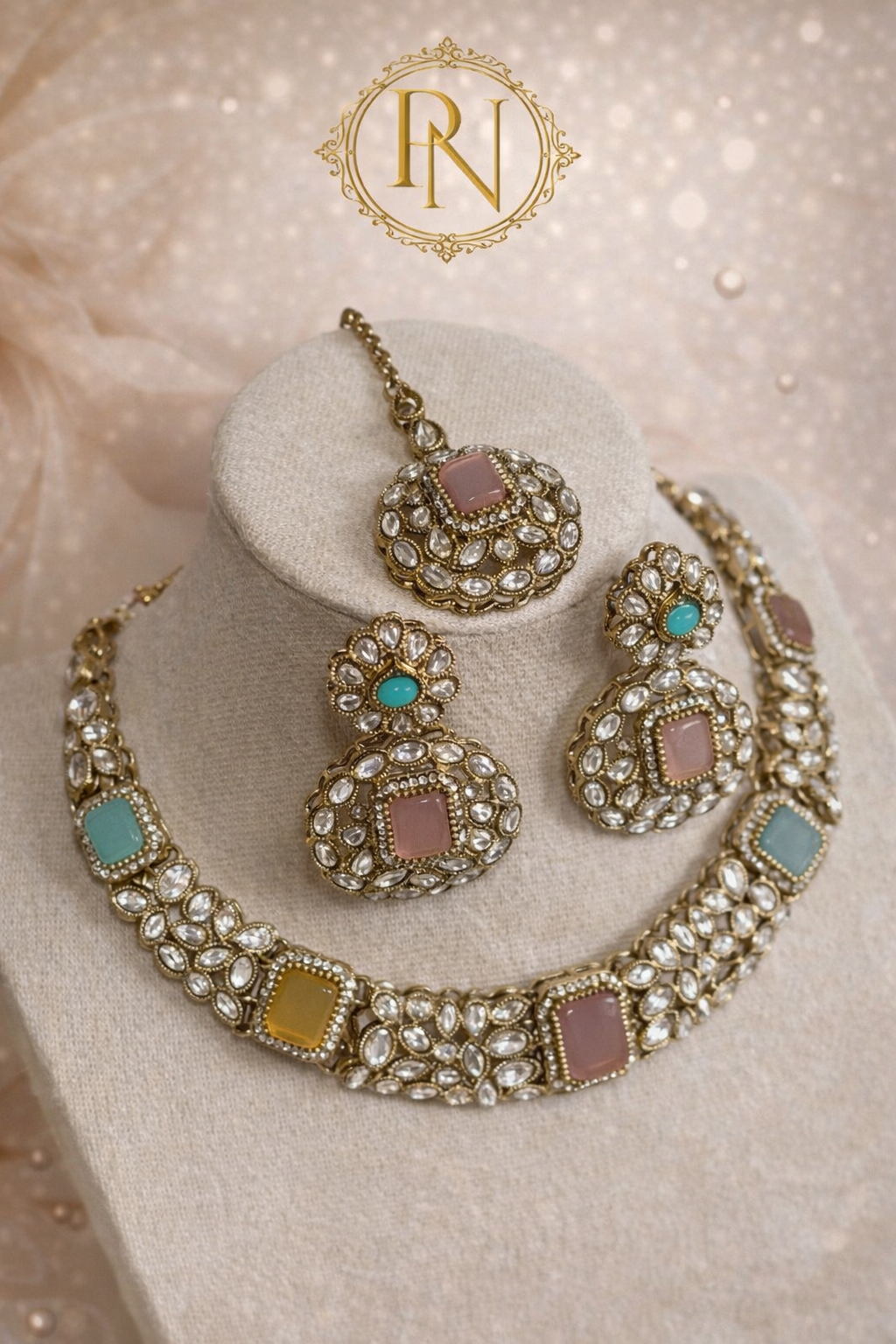 Zaina Kundan Necklace Set Multi