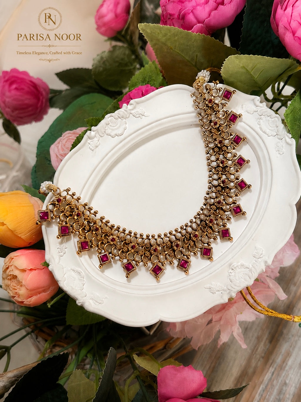 Iryna Heritage Necklace Set