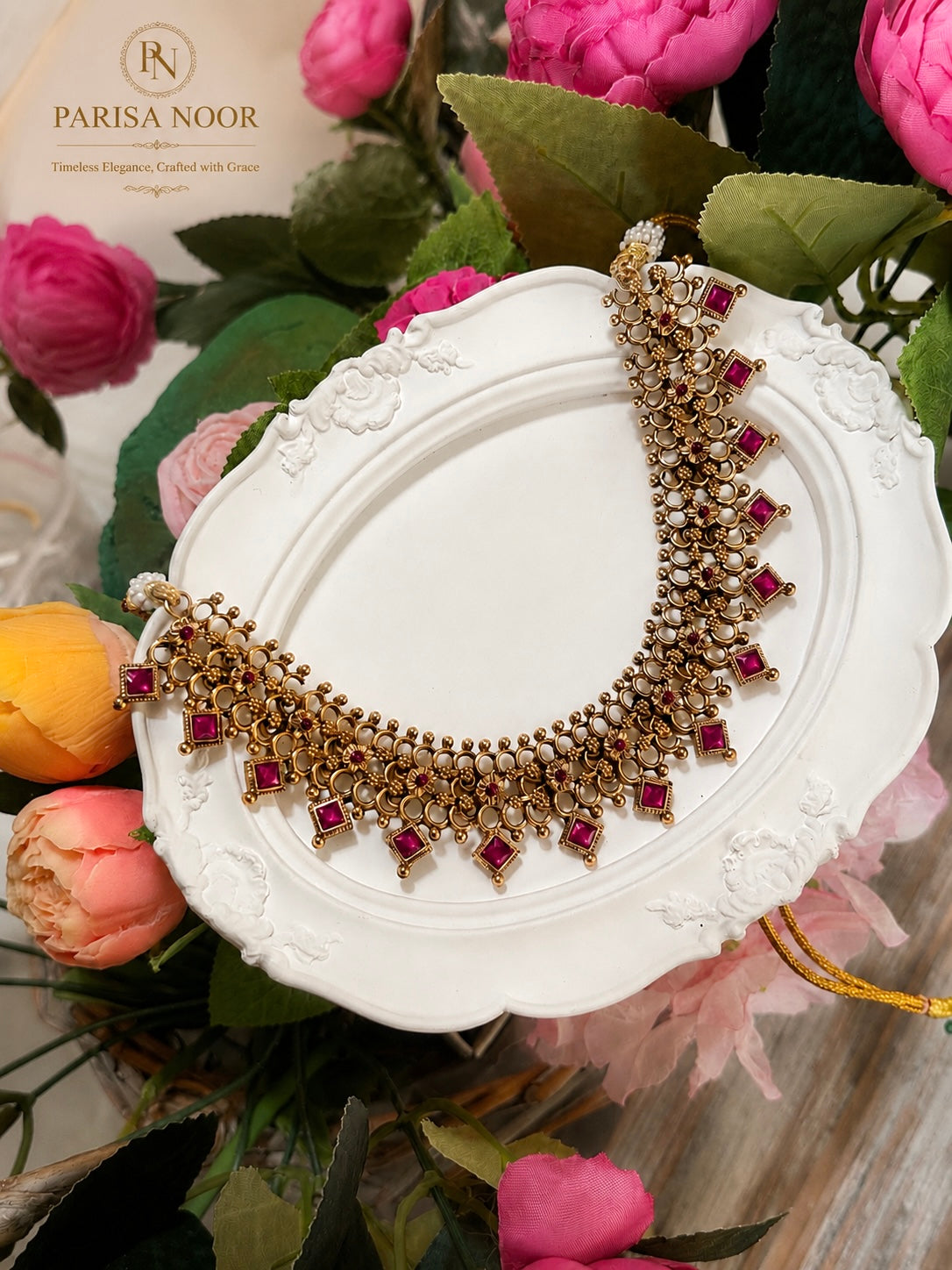 Iryna Heritage Necklace Set
