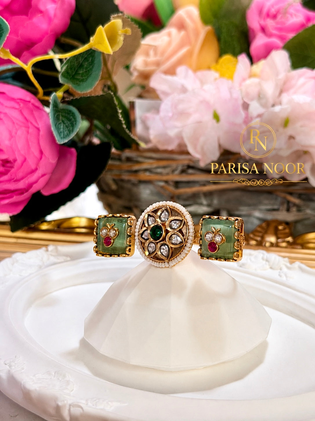 Mukti Heritage Two-Finger Ring