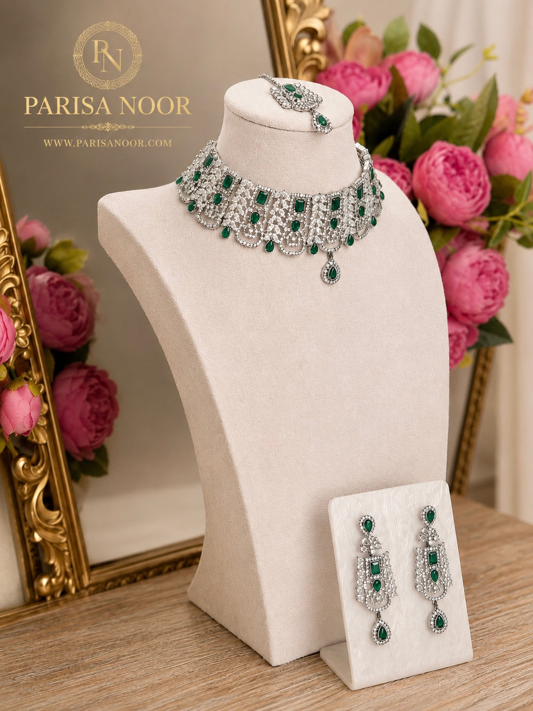 Aurelia Emerald AD Choker Necklace Set