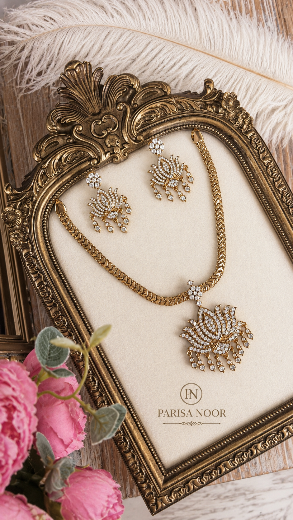 Nilofer Lotus Moissanite Necklace Set