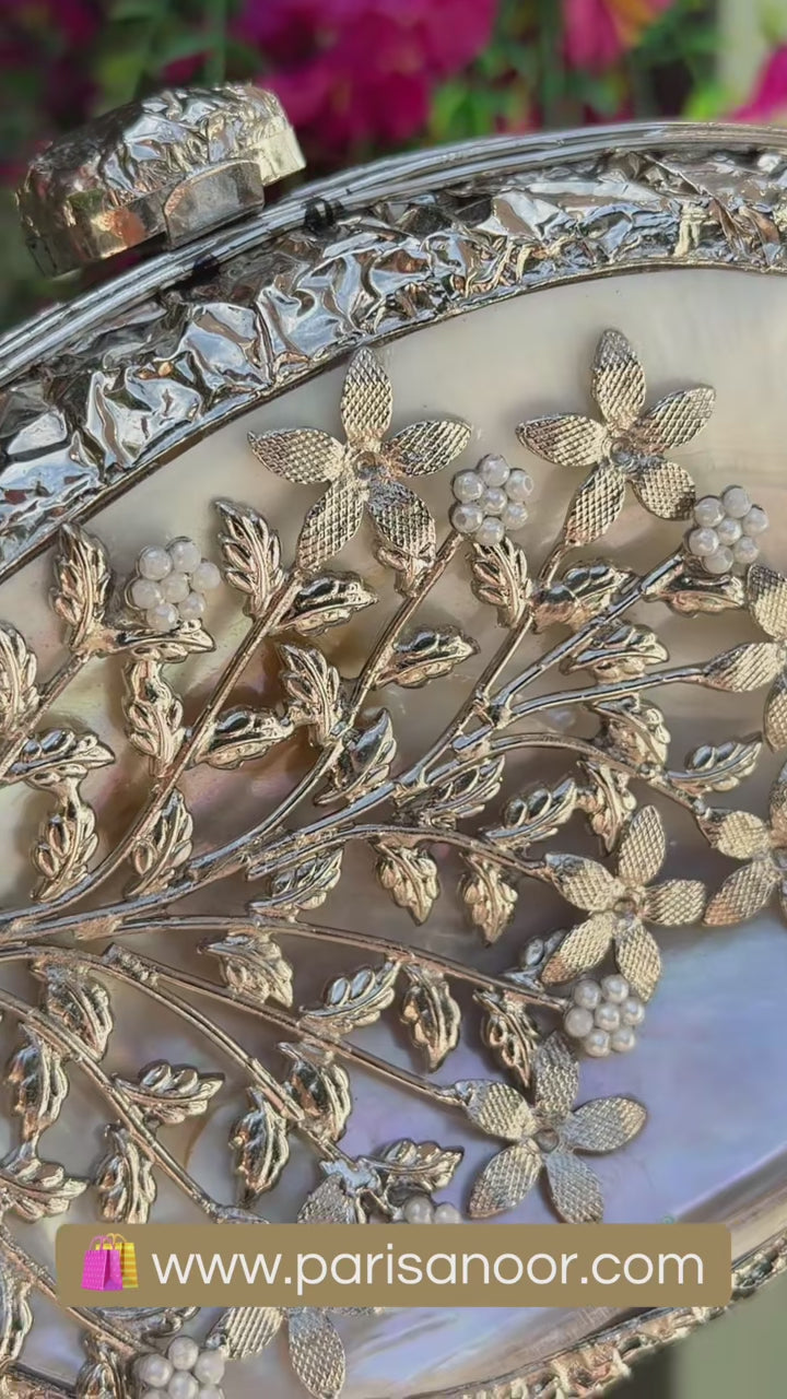 Samara Mother of pearl luxury clutch Silver