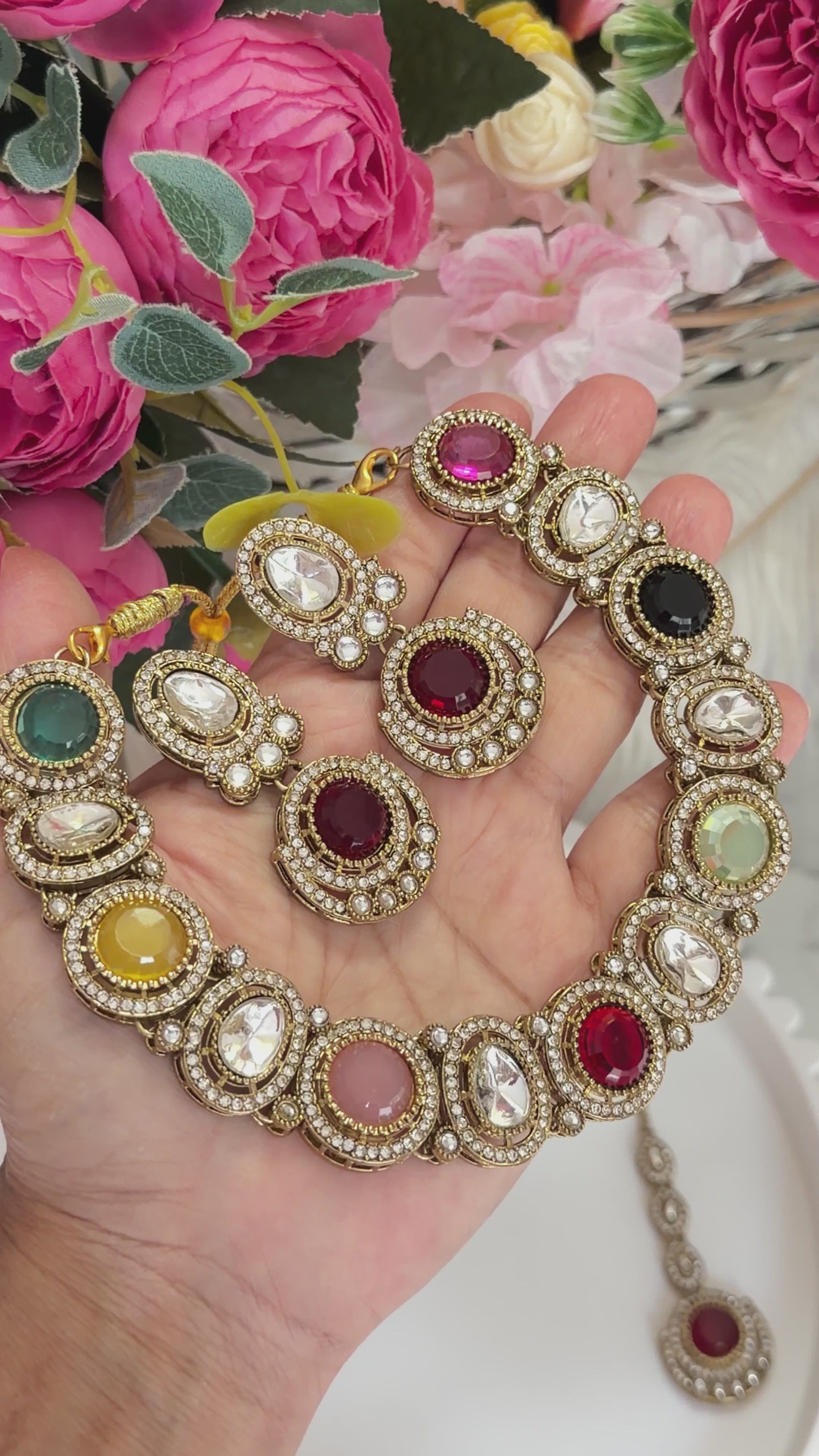 Saran Multicolour Luxury Polki Kundan Necklace Set